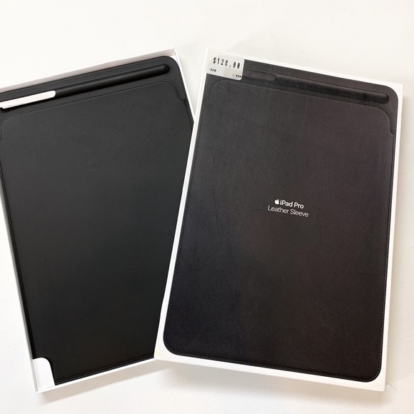 Apple Other - Apple Genuine iPad Pro 10.5” - Natural Leather Black Sleeve 🍎